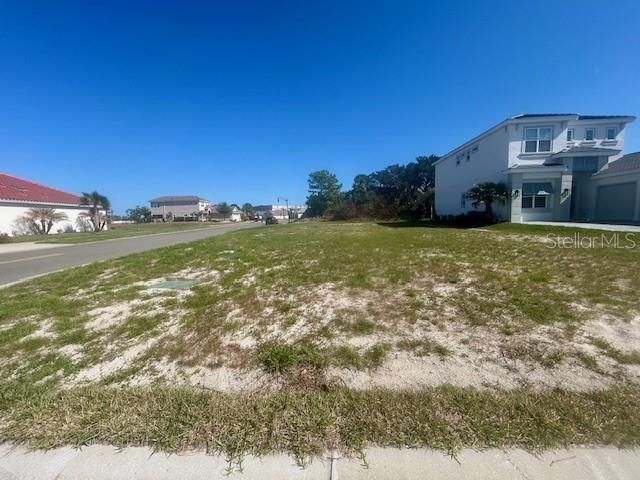 На продажу: $119,000 (0.20 acres)
