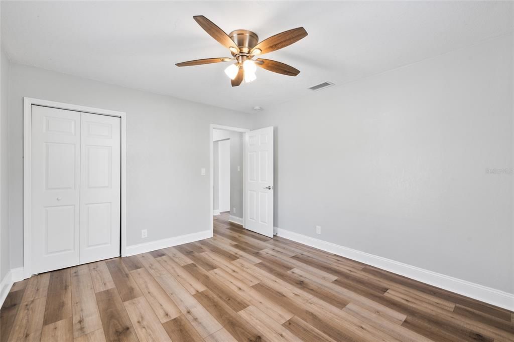 For Sale: $415,000 (3 beds, 2 baths, 1125 Square Feet)
