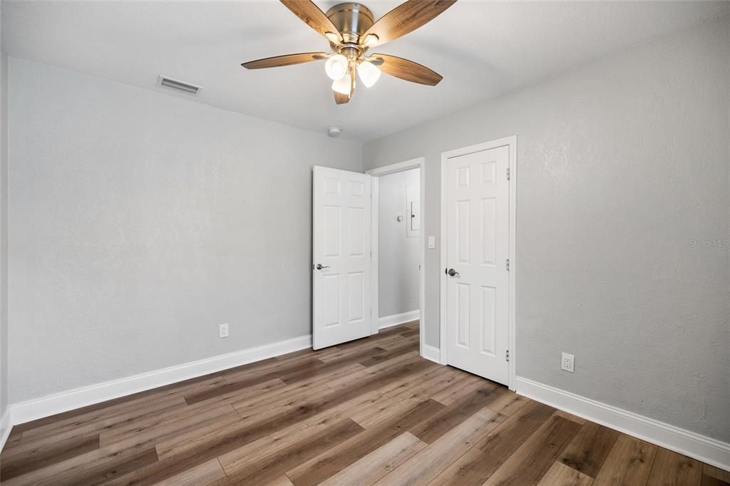 For Sale: $415,000 (3 beds, 2 baths, 1125 Square Feet)