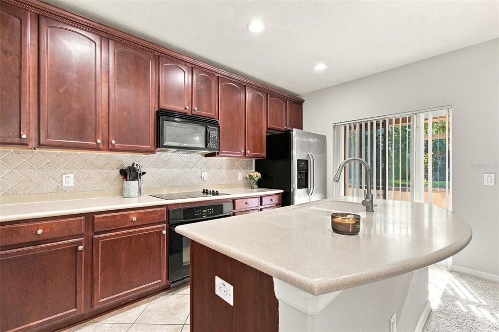 En Venta: $235,000 (2 camas, 2 baños, 1321 Pies cuadrados)