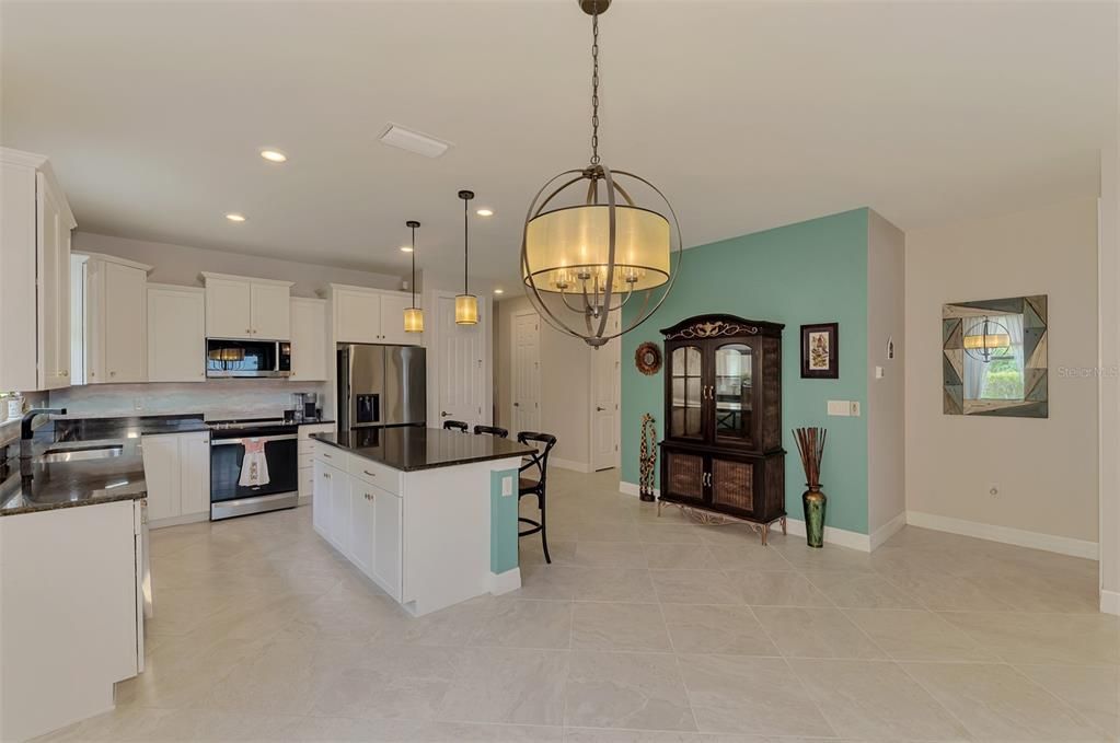 For Sale: $359,700 (3 beds, 2 baths, 1972 Square Feet)