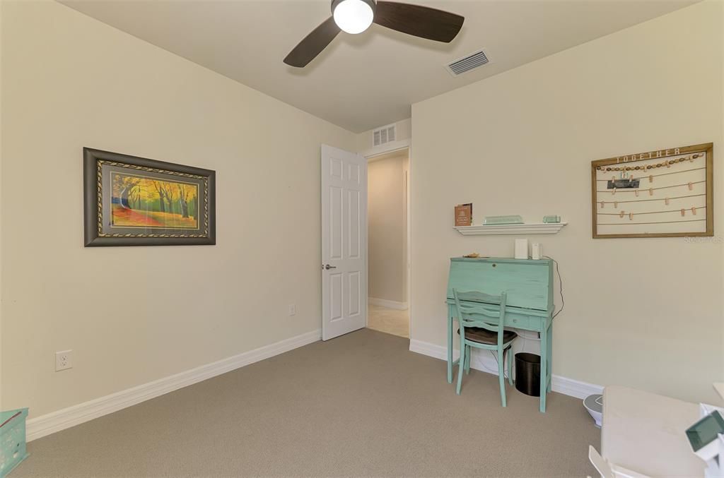 For Sale: $359,700 (3 beds, 2 baths, 1972 Square Feet)