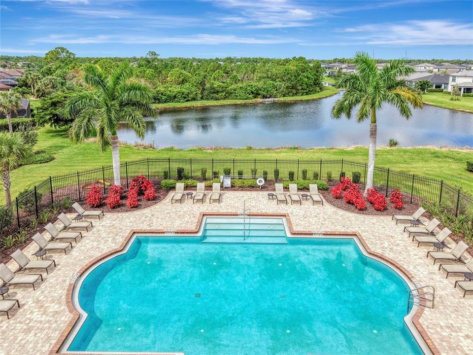 For Sale: $359,700 (3 beds, 2 baths, 1972 Square Feet)