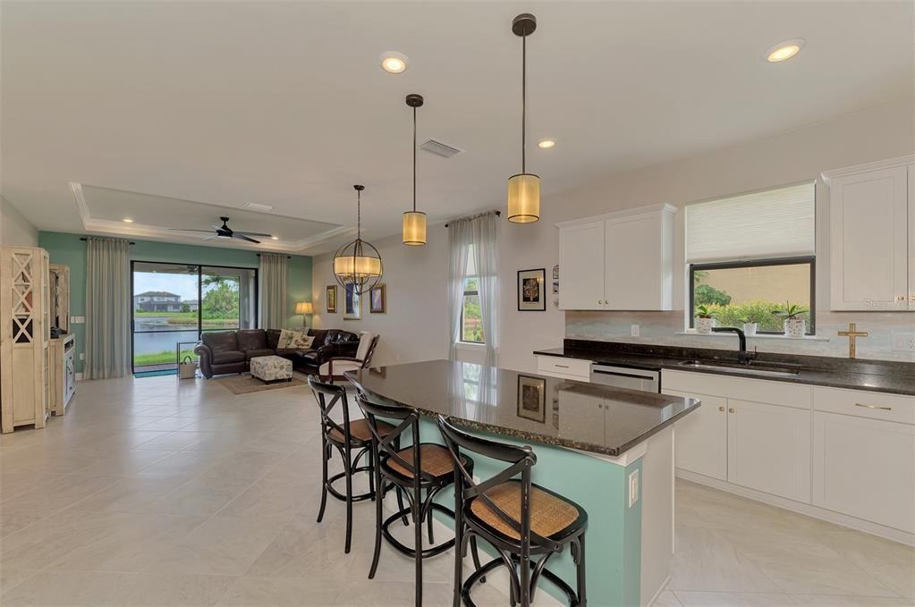 For Sale: $359,700 (3 beds, 2 baths, 1972 Square Feet)