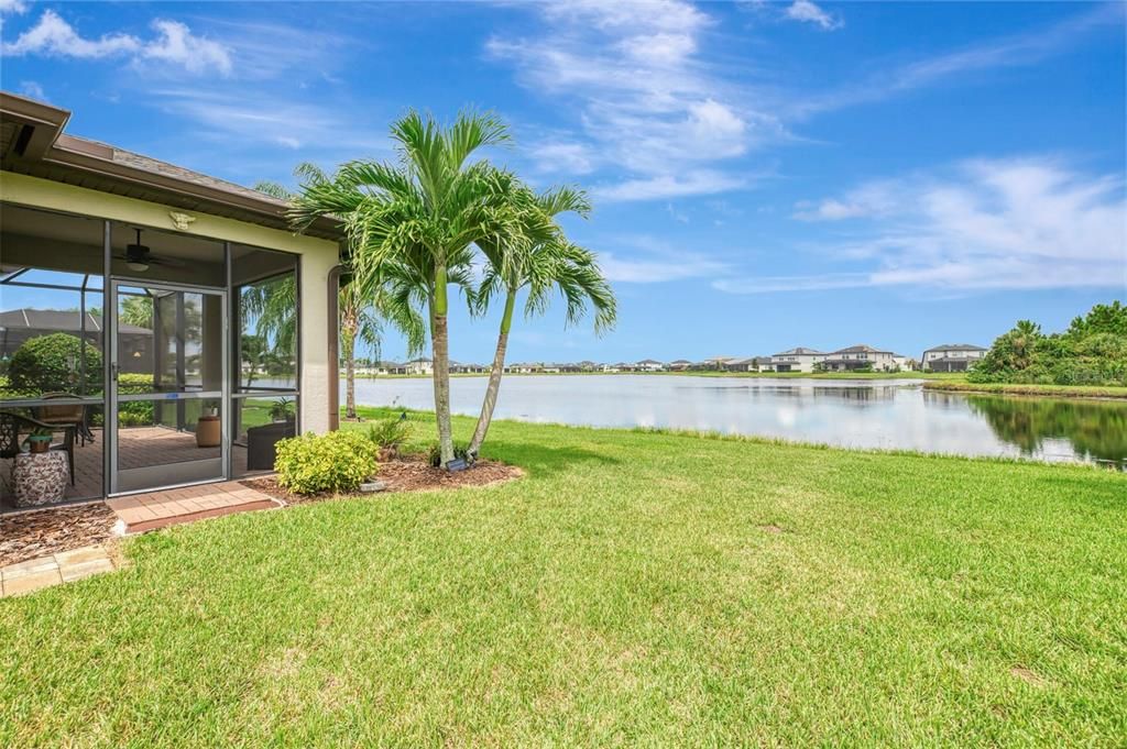 For Sale: $359,700 (3 beds, 2 baths, 1972 Square Feet)