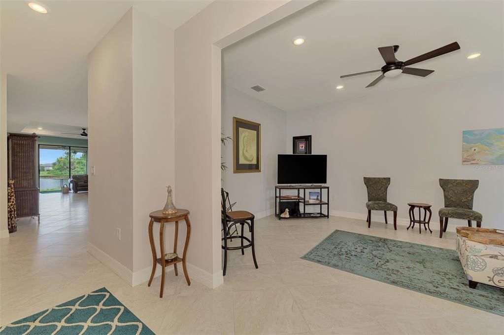 For Sale: $359,700 (3 beds, 2 baths, 1972 Square Feet)