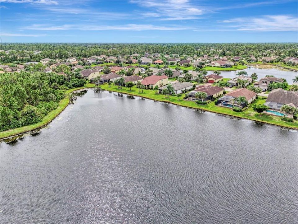 For Sale: $359,700 (3 beds, 2 baths, 1972 Square Feet)