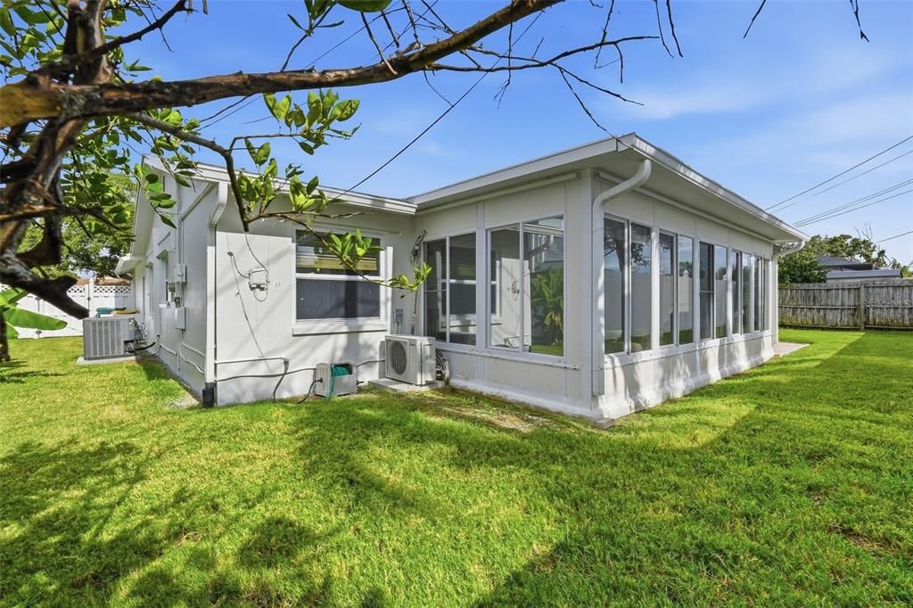 For Sale: $564,900 (3 beds, 2 baths, 1760 Square Feet)