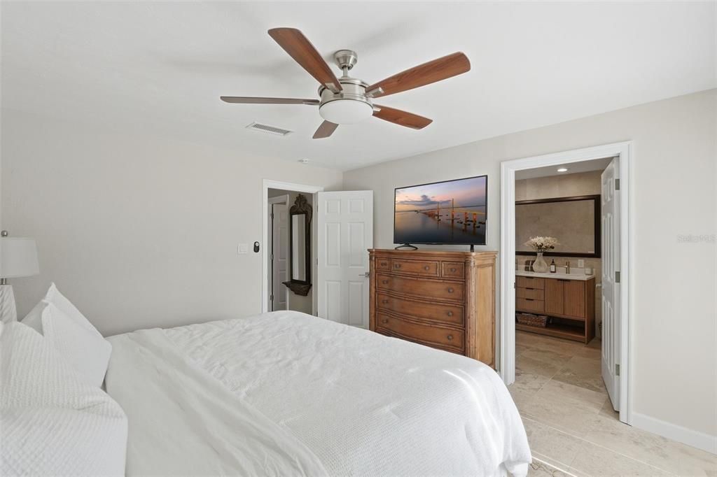 For Sale: $564,900 (3 beds, 2 baths, 1760 Square Feet)