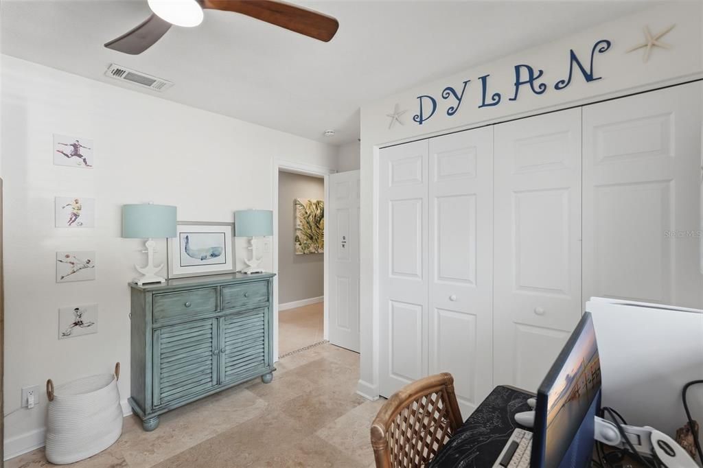 For Sale: $564,900 (3 beds, 2 baths, 1760 Square Feet)