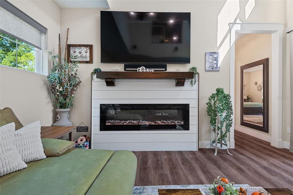 En Venta: $829,900 (5 camas, 4 baños, 3644 Pies cuadrados)