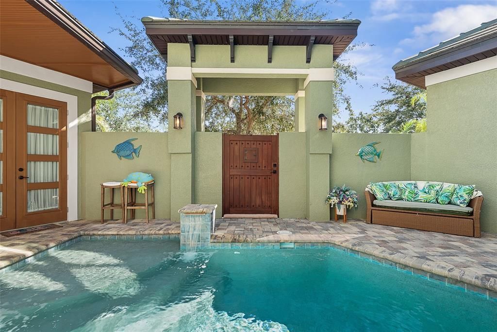En Venta: $829,900 (5 camas, 4 baños, 3644 Pies cuadrados)