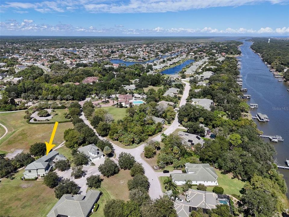 En Venta: $829,900 (5 camas, 4 baños, 3644 Pies cuadrados)