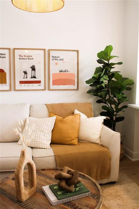 На продажу: $300,000 (3 спален, 3 ванн, 1187 Квадратных фут)