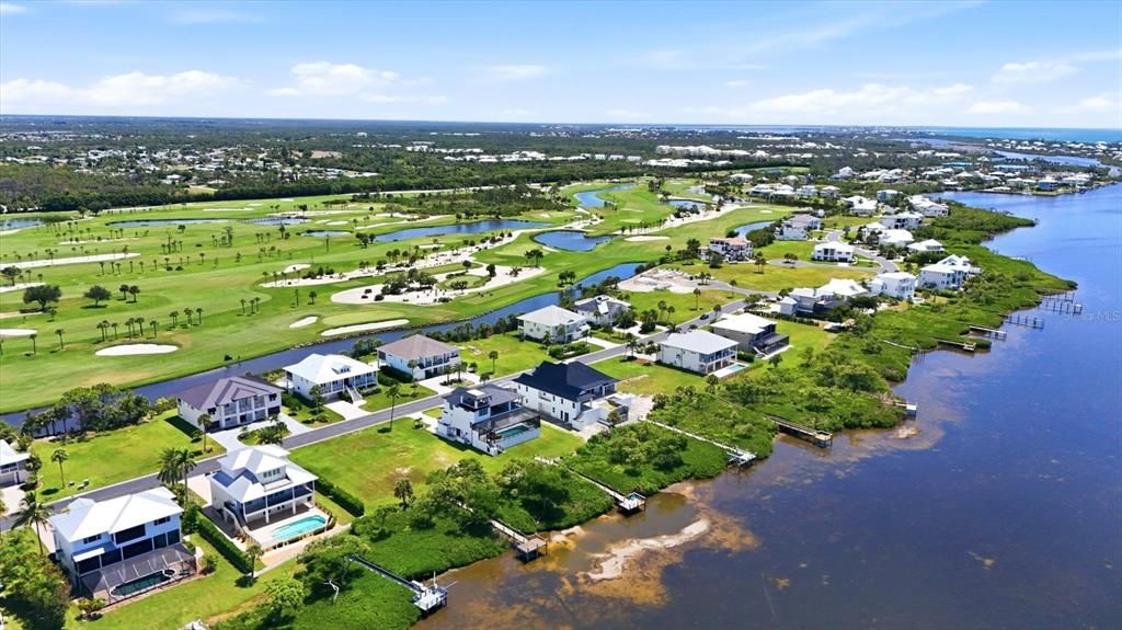 For Sale: $725,000 (0.39 acres)