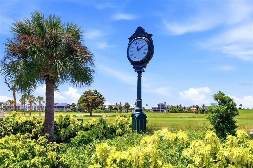 For Sale: $725,000 (0.39 acres)
