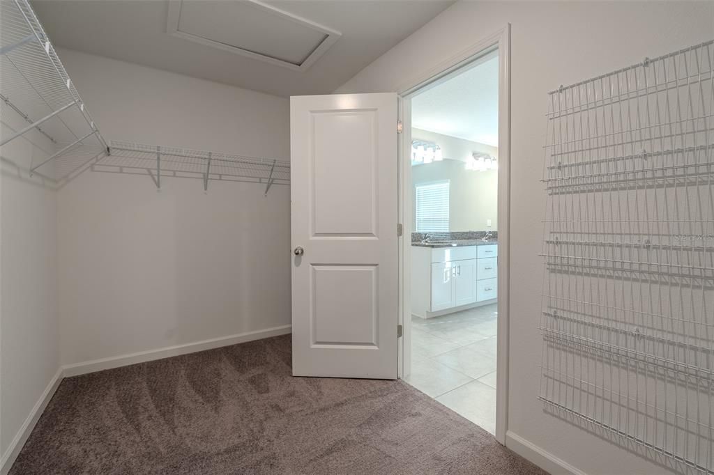 For Sale: $405,000 (4 beds, 3 baths, 2598 Square Feet)
