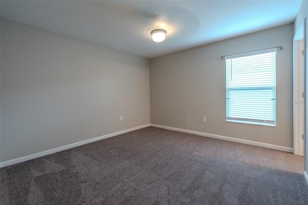 For Sale: $405,000 (4 beds, 3 baths, 2598 Square Feet)