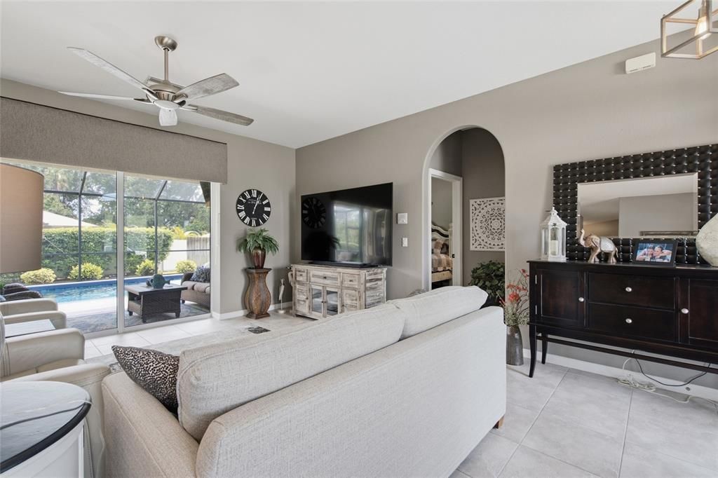 For Sale: $424,900 (3 beds, 2 baths, 1531 Square Feet)