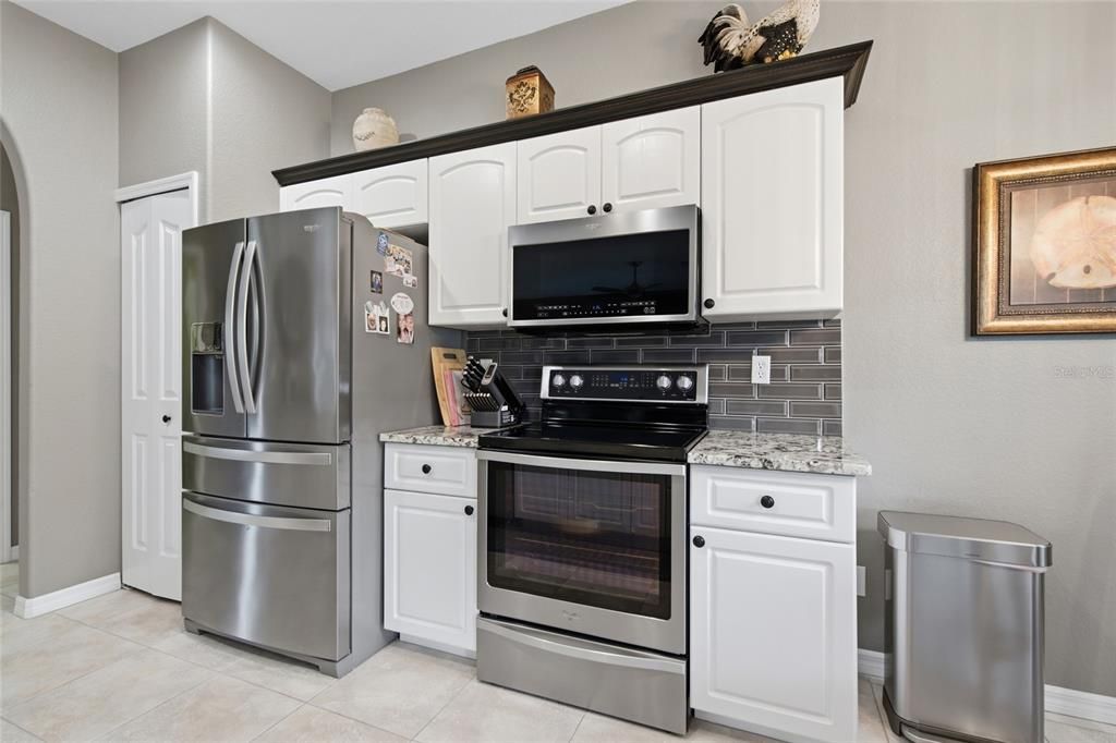 For Sale: $424,900 (3 beds, 2 baths, 1531 Square Feet)