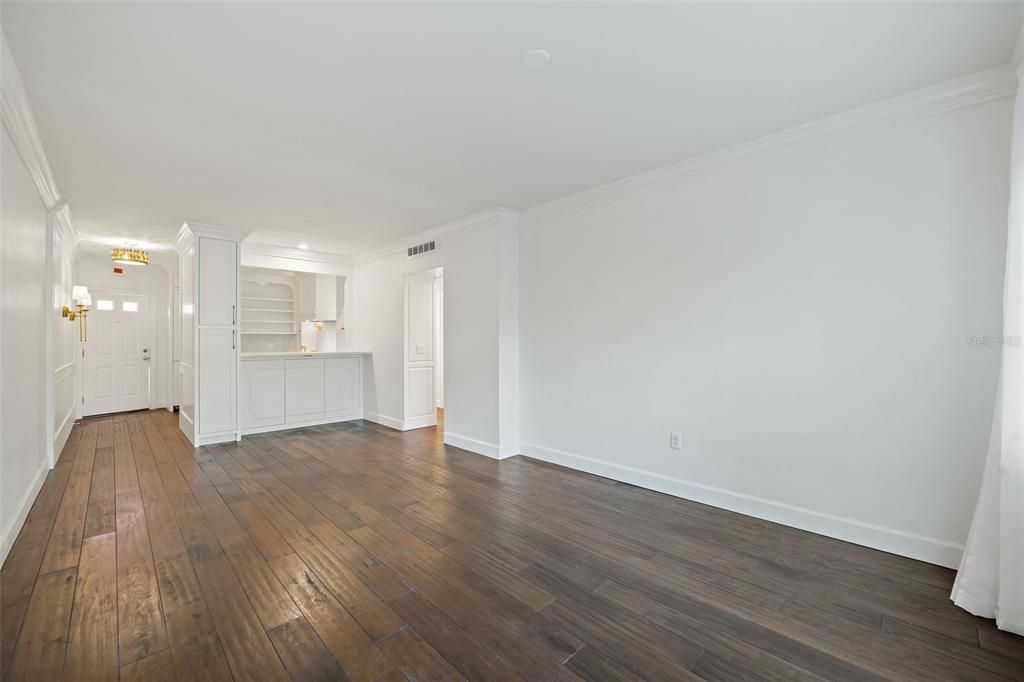 En Venta: $745,000 (2 camas, 1 baños, 897 Pies cuadrados)