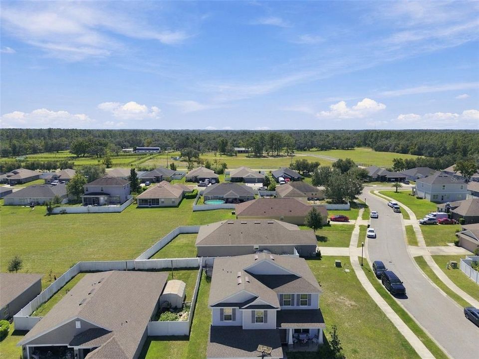 For Sale: $359,000 (4 beds, 3 baths, 2217 Square Feet)