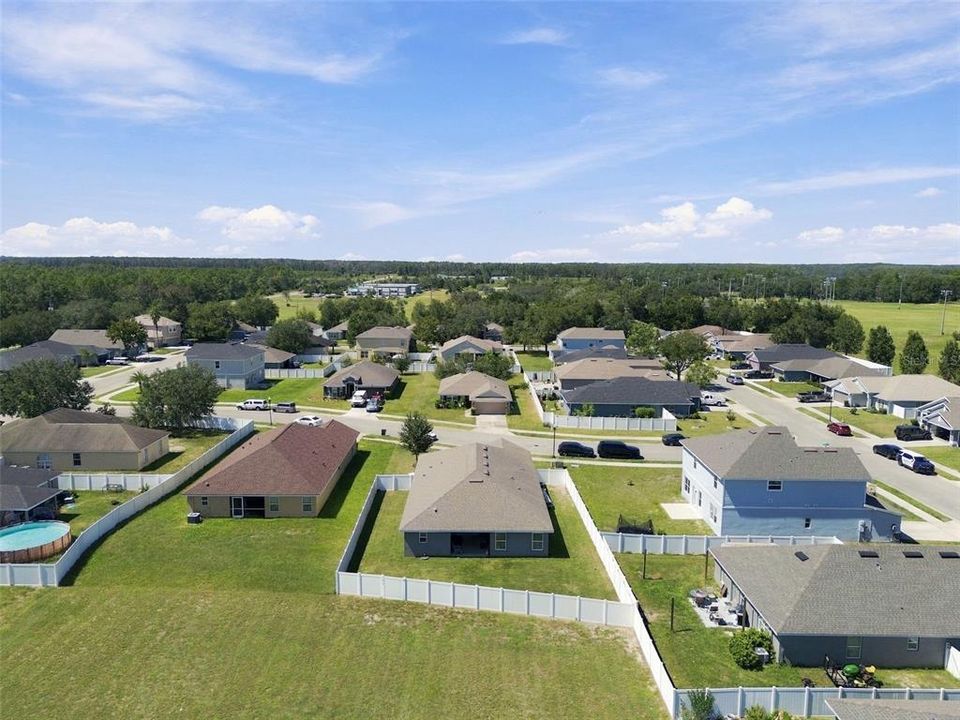 For Sale: $359,000 (4 beds, 3 baths, 2217 Square Feet)