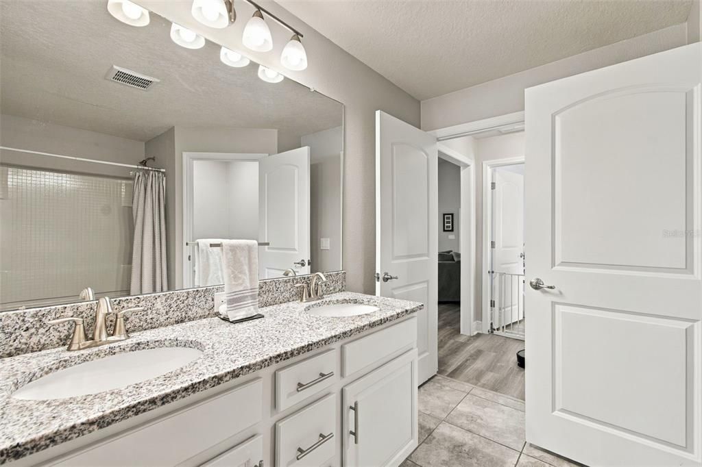 For Sale: $359,000 (4 beds, 3 baths, 2217 Square Feet)