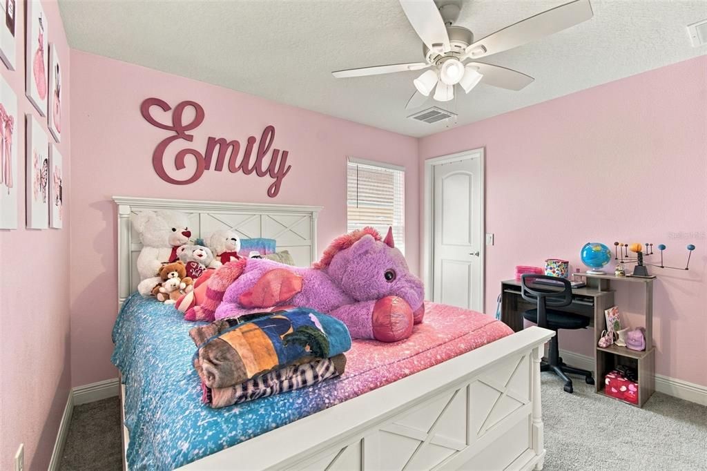 For Sale: $359,000 (4 beds, 3 baths, 2217 Square Feet)