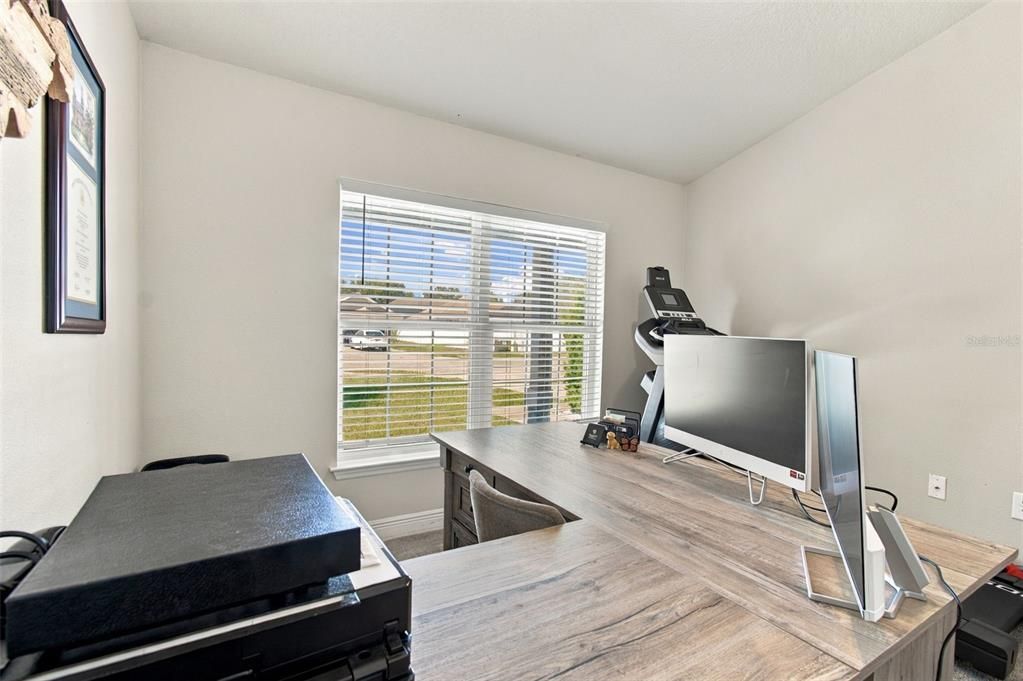 For Sale: $359,000 (4 beds, 3 baths, 2217 Square Feet)