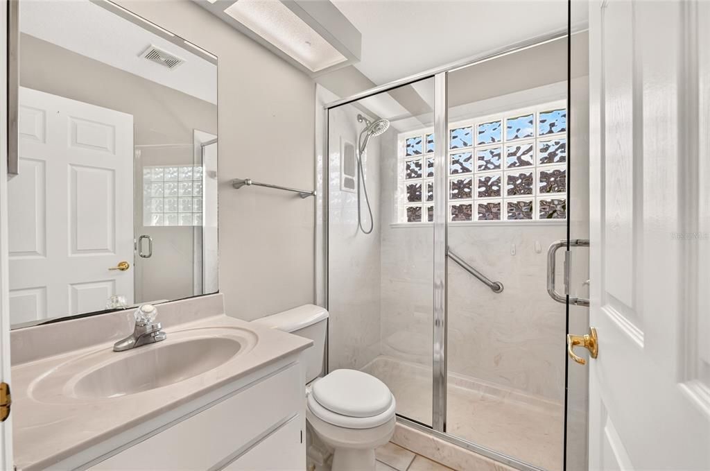 For Sale: $419,888 (2 beds, 2 baths, 1774 Square Feet)