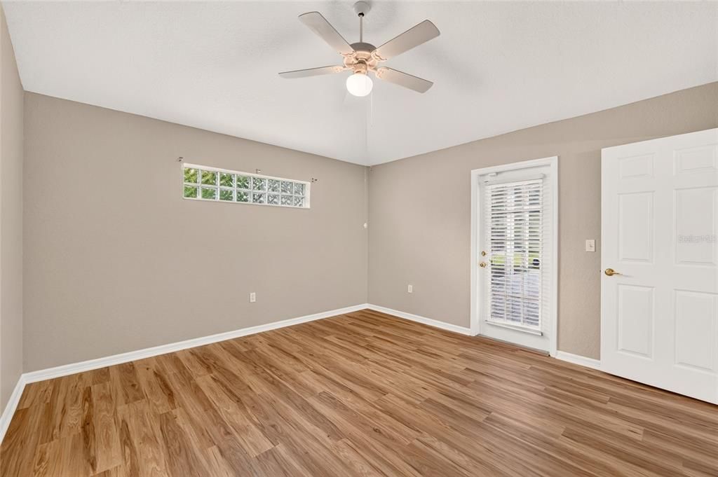 For Sale: $419,888 (2 beds, 2 baths, 1774 Square Feet)