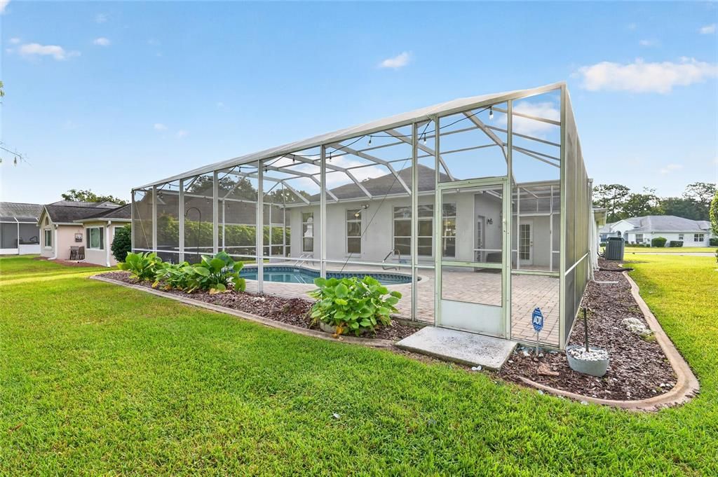 For Sale: $419,888 (2 beds, 2 baths, 1774 Square Feet)