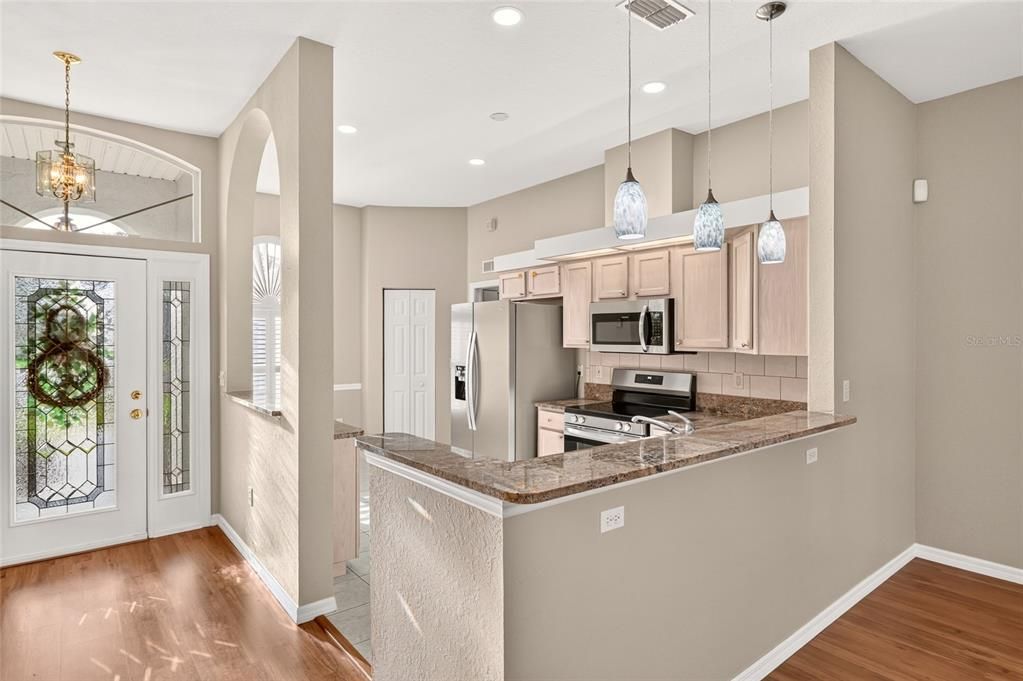 For Sale: $419,888 (2 beds, 2 baths, 1774 Square Feet)