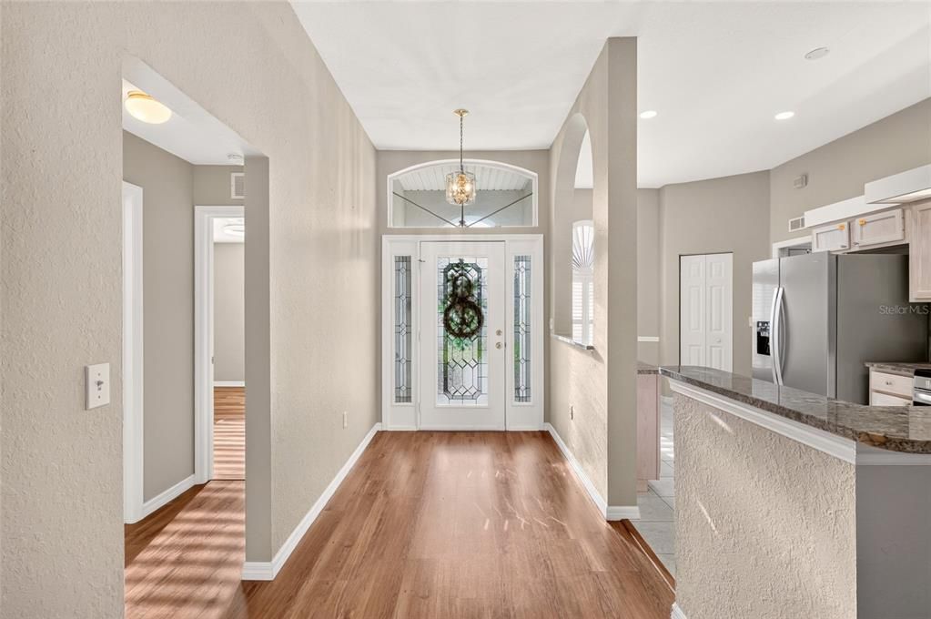 For Sale: $419,888 (2 beds, 2 baths, 1774 Square Feet)