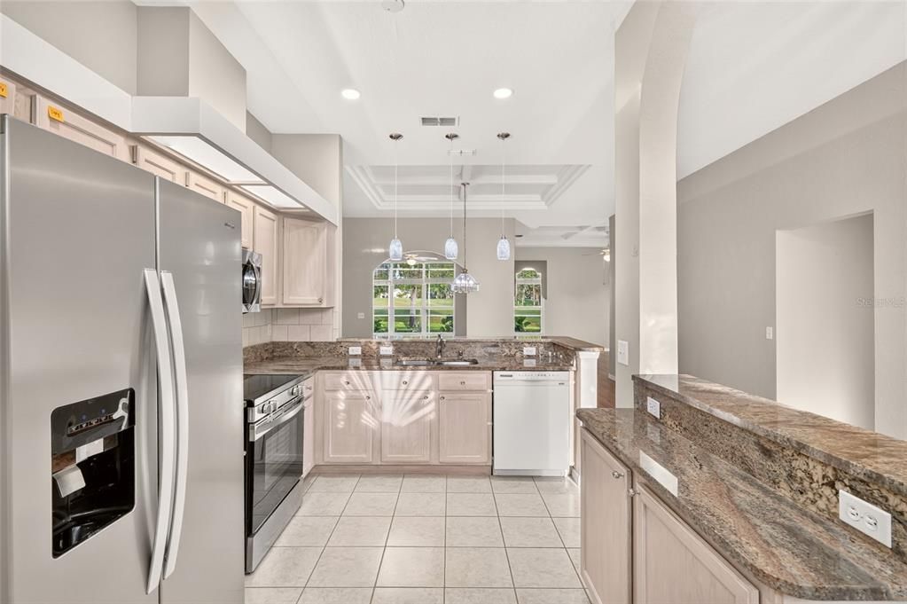 For Sale: $419,888 (2 beds, 2 baths, 1774 Square Feet)
