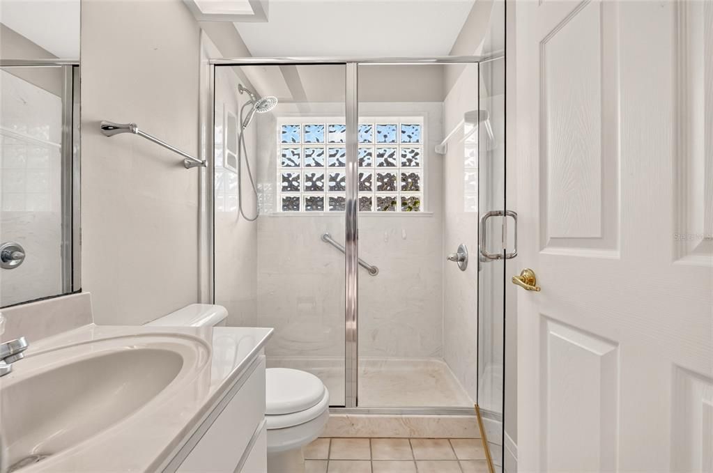 For Sale: $419,888 (2 beds, 2 baths, 1774 Square Feet)