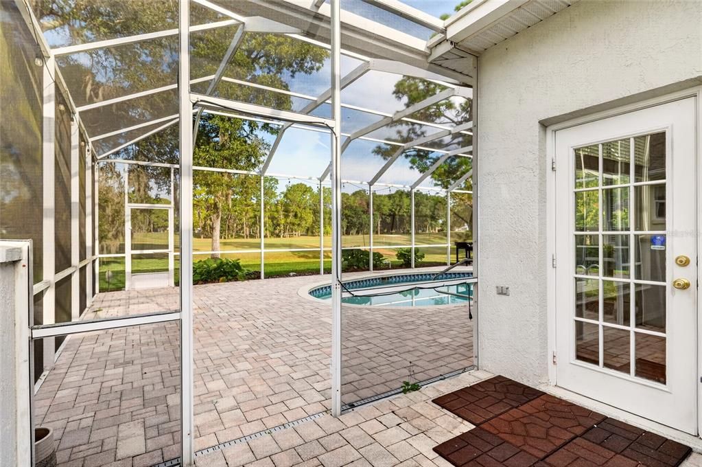 For Sale: $419,888 (2 beds, 2 baths, 1774 Square Feet)