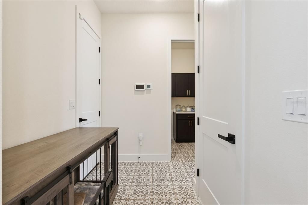 For Sale: $599,000 (3 beds, 2 baths, 2200 Square Feet)