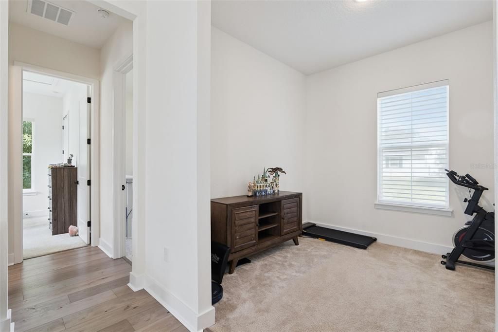 For Sale: $599,000 (3 beds, 2 baths, 2200 Square Feet)