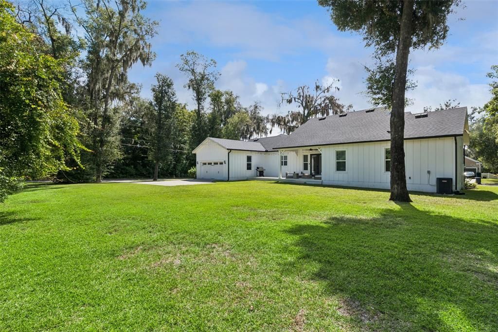 For Sale: $599,000 (3 beds, 2 baths, 2200 Square Feet)