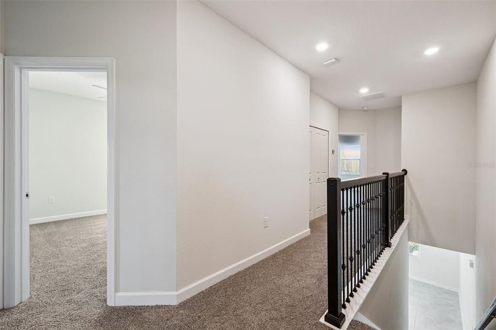 For Sale: $350,000 (3 beds, 2 baths, 1685 Square Feet)