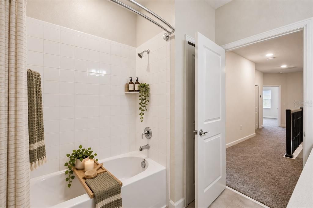 For Sale: $350,000 (3 beds, 2 baths, 1685 Square Feet)