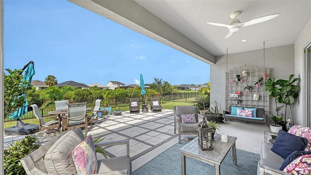 En Venta: $499,900 (4 camas, 3 baños, 2399 Pies cuadrados)