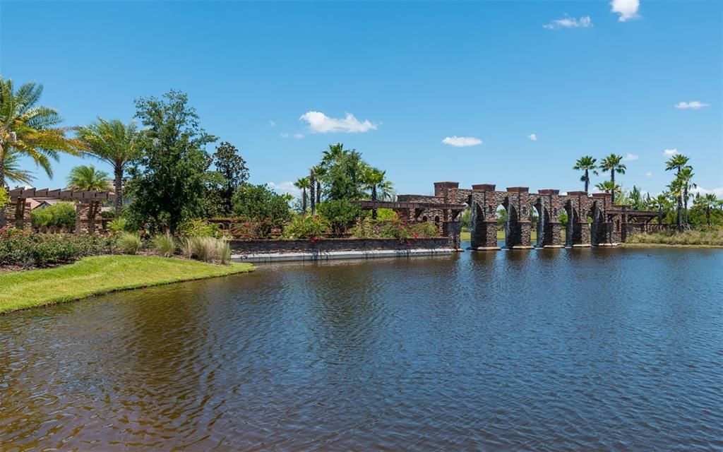 En Venta: $499,900 (4 camas, 3 baños, 2399 Pies cuadrados)