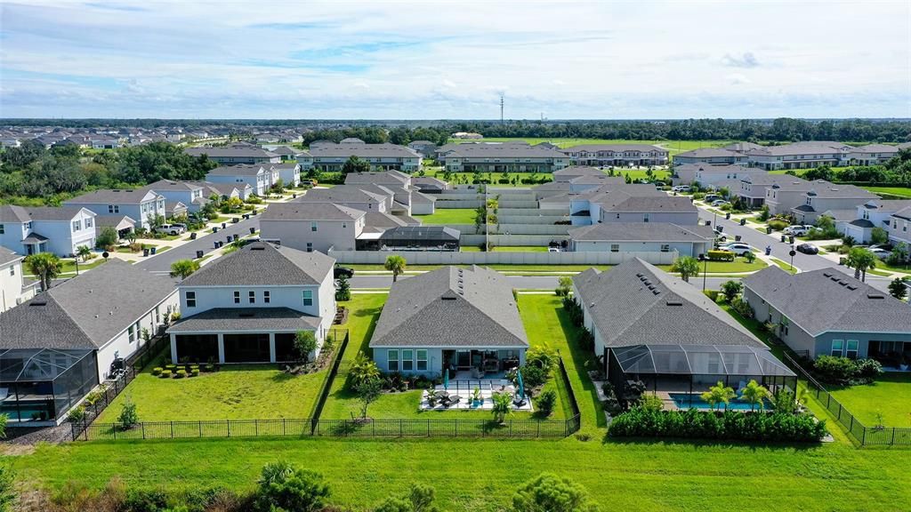 En Venta: $499,900 (4 camas, 3 baños, 2399 Pies cuadrados)