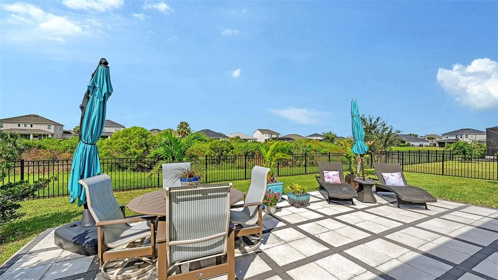 En Venta: $499,900 (4 camas, 3 baños, 2399 Pies cuadrados)