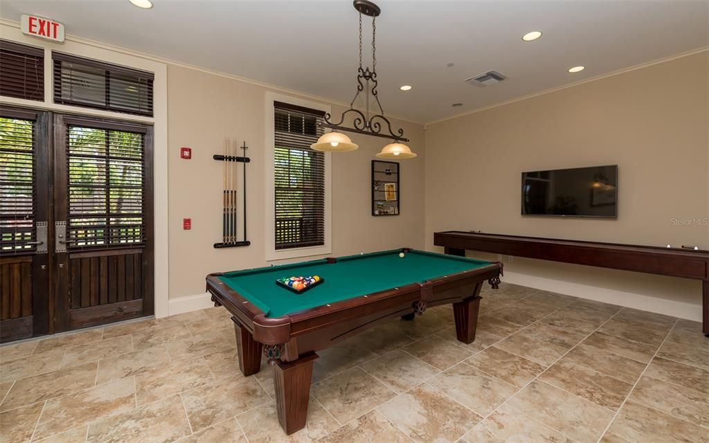 En Venta: $499,900 (4 camas, 3 baños, 2399 Pies cuadrados)