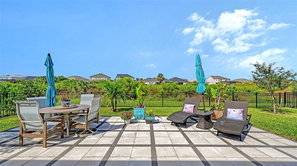En Venta: $499,900 (4 camas, 3 baños, 2399 Pies cuadrados)
