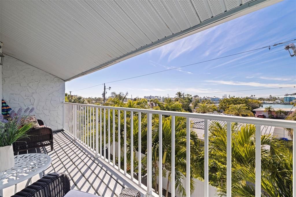 For Sale: $729,000 (3 beds, 2 baths, 1840 Square Feet)